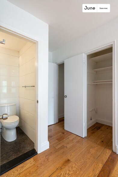 Building Photo - 491 W 22nd St