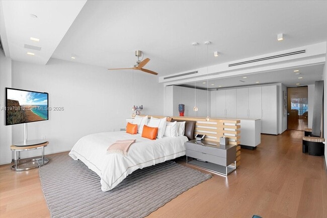 Building Photo - 4921 Fisher Island Dr