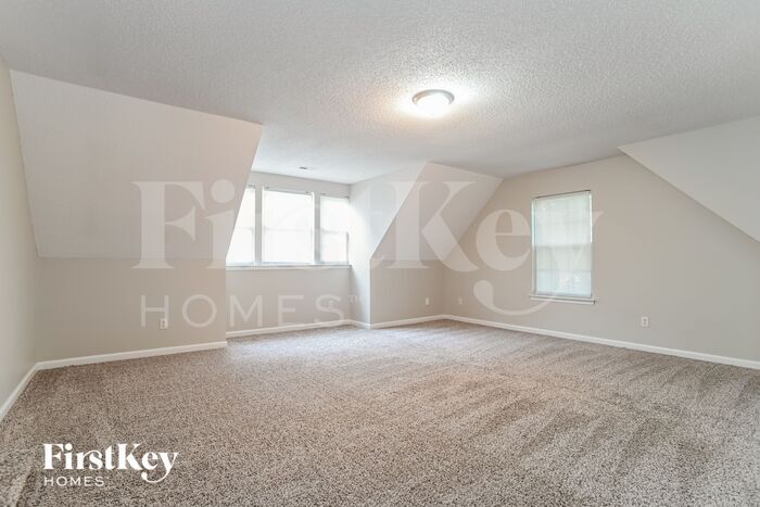 Building Photo - 12105 Mountainside Ln