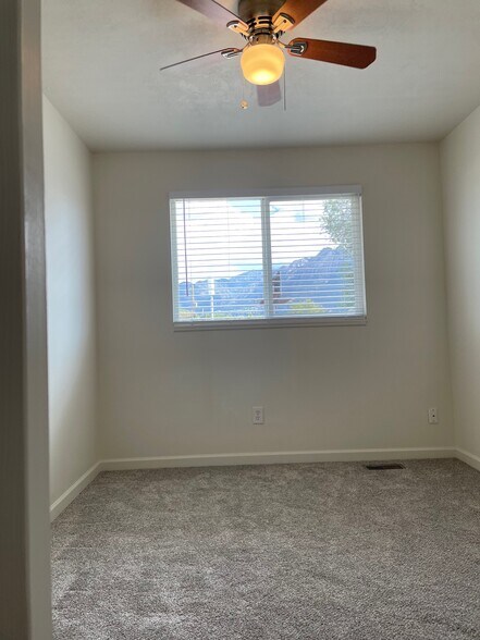 Building Photo - 4521 S Bella Verde Ct