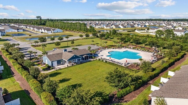 Building Photo - Modern 3 Bedroom 2 Bathroom Myrtle Beach Home