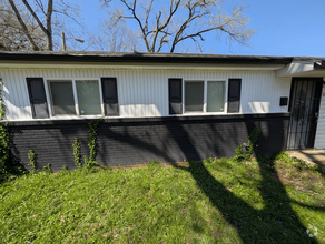 Building Photo - 3938 N Sheridan Ave