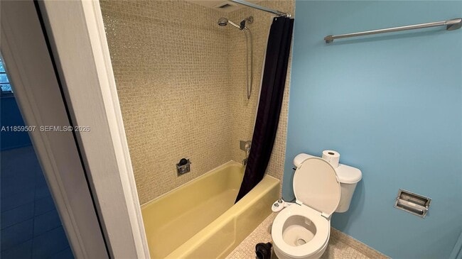 Building Photo - 2671 S Course Dr