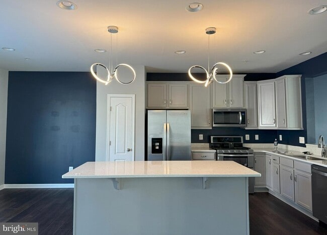 Building Photo - 9067 Fox Stream Way