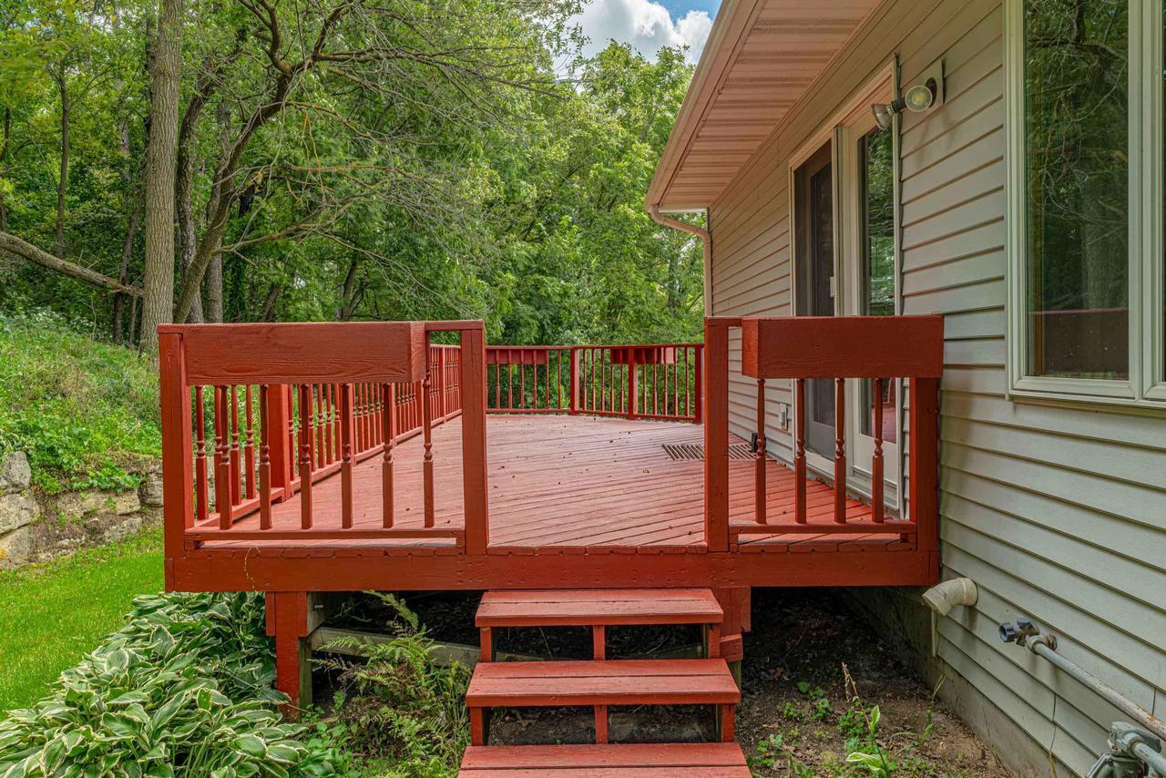 Outdoor Deck - 100 Grossenbacher Ln