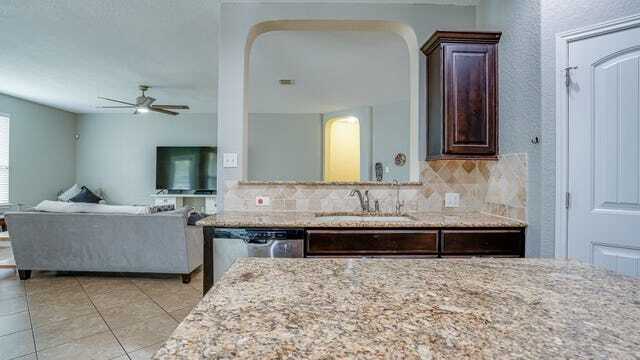 Building Photo - 12310 Red Maple Way