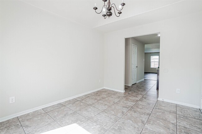 Building Photo - 3050 Thicket Path Way