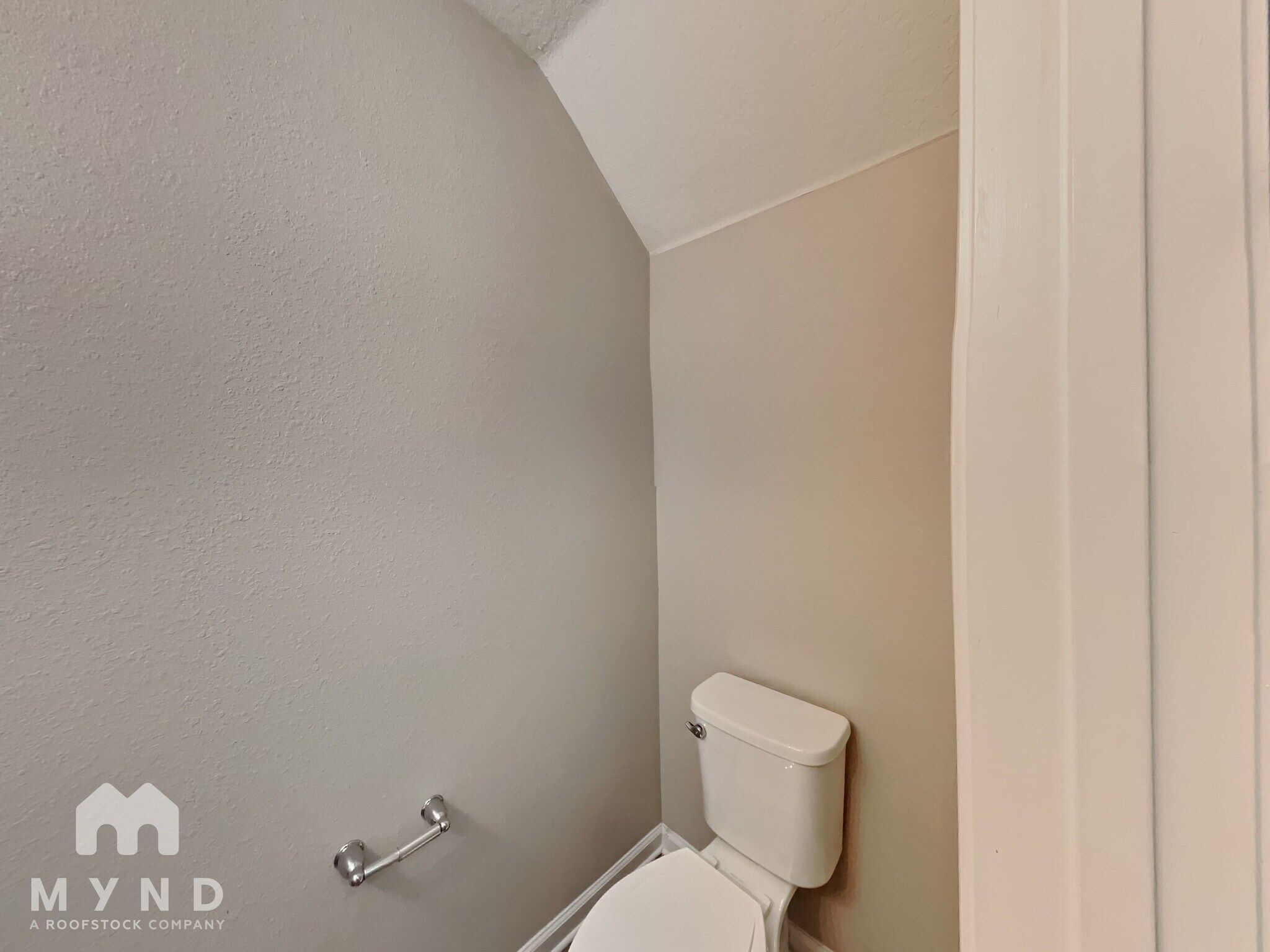 Building Photo - 752 Henley Ct