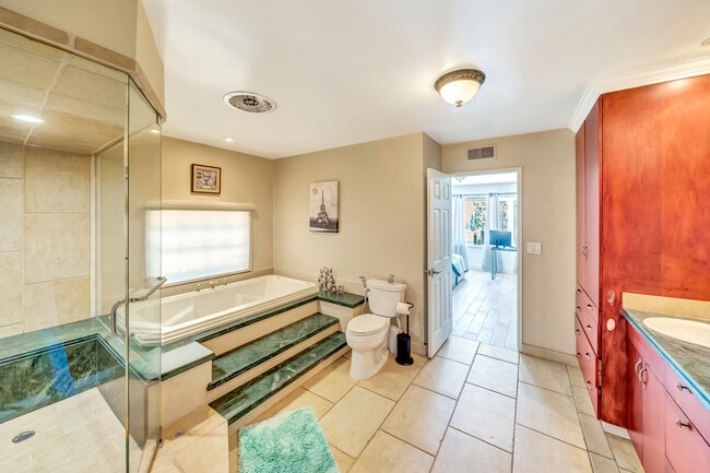 Building Photo - 22374 Algunas Rd