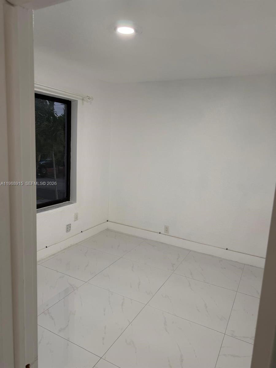 Building Photo - 2369 SW 17th Ter