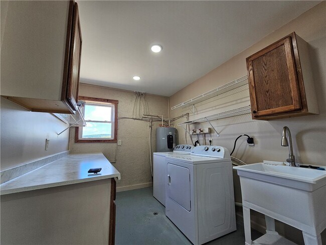 Building Photo - 4089 Co Rd 72