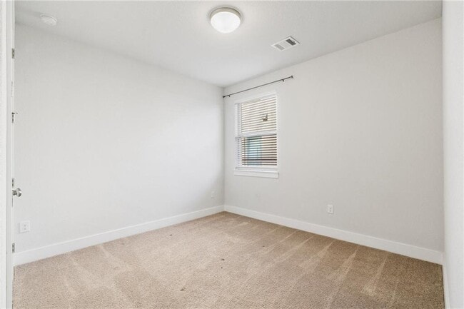 Building Photo - 941 Del Raphael Dr