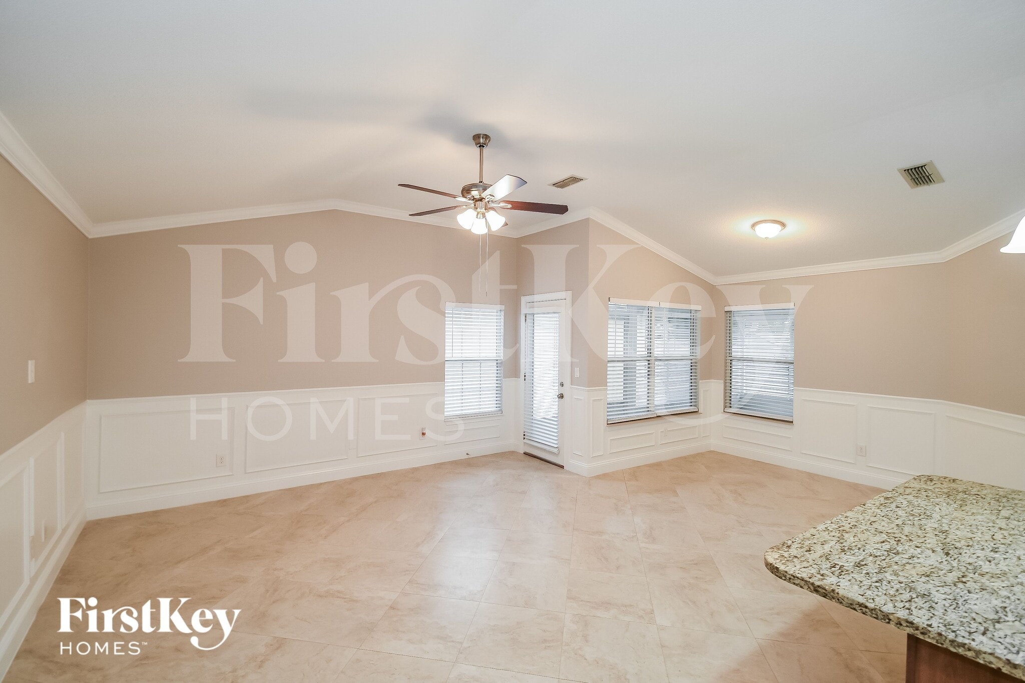 Building Photo - 12342 Carriann Cove Trail W