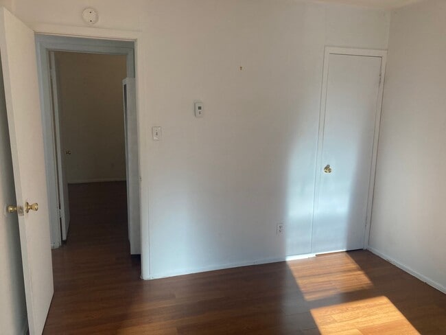 Building Photo - 406 Griffin