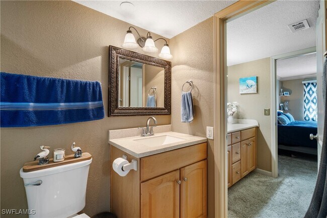 Building Photo - 1700 Pine Valley Dr