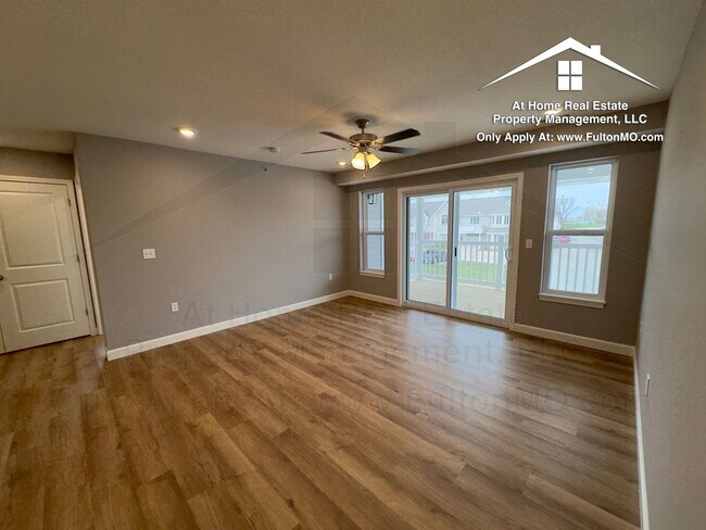 Building Photo - 2610 N Bluff St