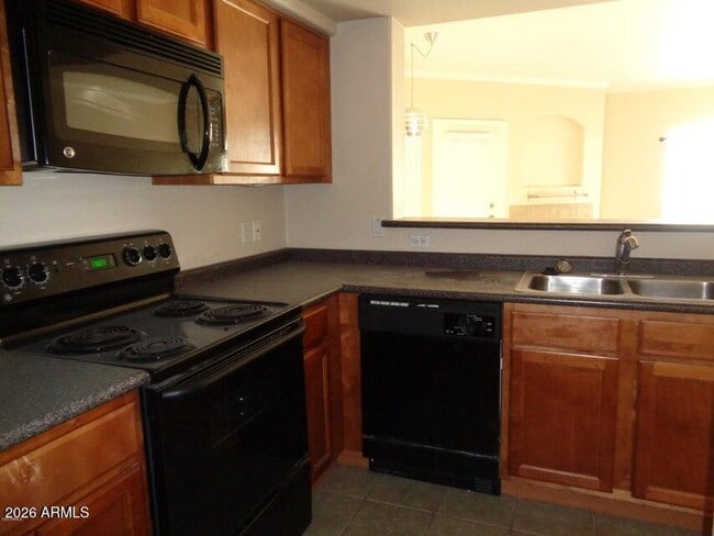 Building Photo - 15095 N Thompson Peak Pkwy