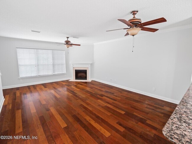 Building Photo - 4472 Congressional Dr