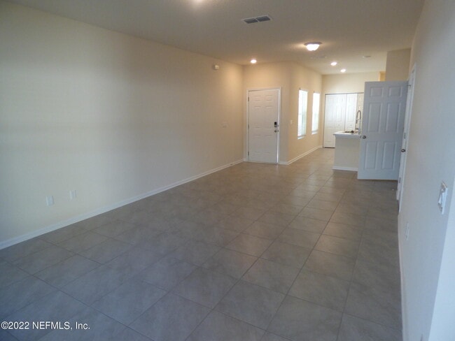 Building Photo - 853 Observatory Pkwy