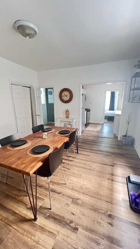 Building Photo - 455 Stanley Ave