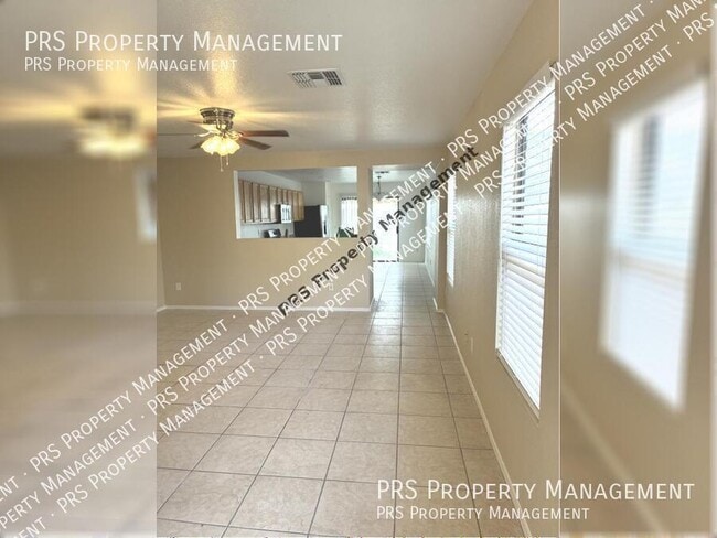 Building Photo - 1042 S Clancy Cir