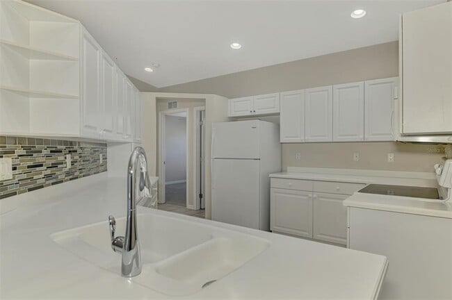 Building Photo - 7170 Strand Cir