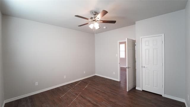 Building Photo - 1133 Story Book Ln