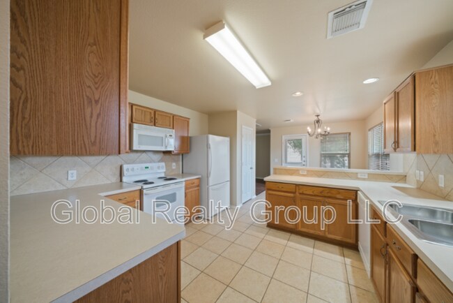 Building Photo - 5804 Black Diamond