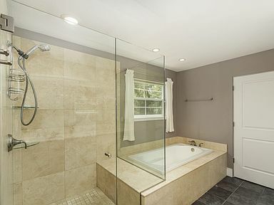 Building Photo - 101 Alturas Dr