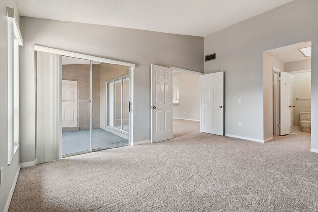 Building Photo - 419 Warrenton Rd