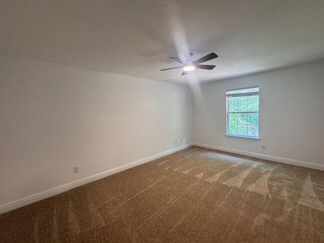 Building Photo - 516 Vulpes Sanctuary Loop