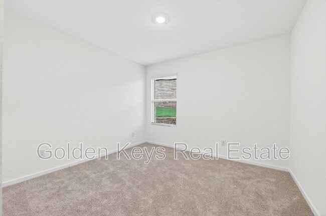 Building Photo - 10212 Regal Bend Ln