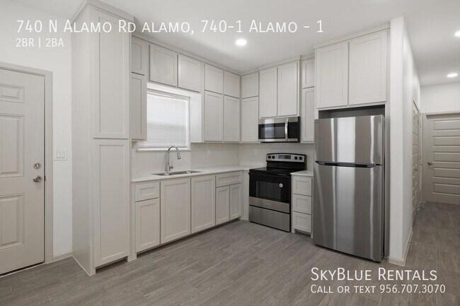 Building Photo - 740 N Alamo Rd