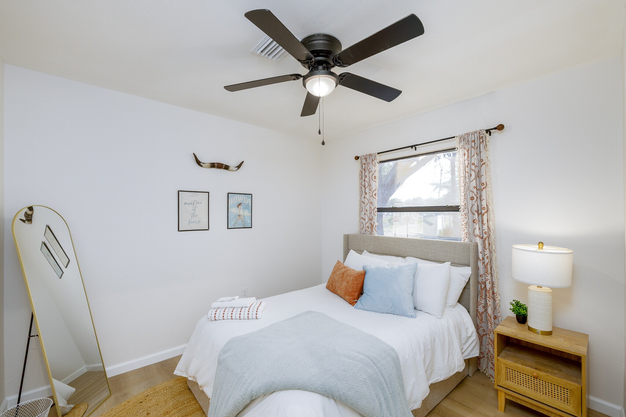 Building Photo - 4936 40th Ave N