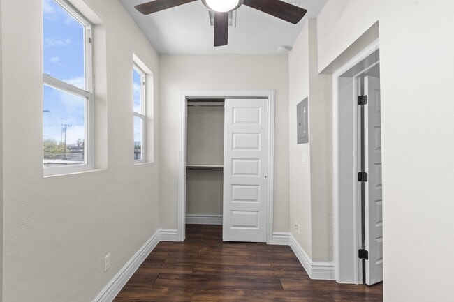 Building Photo - Yandell Units