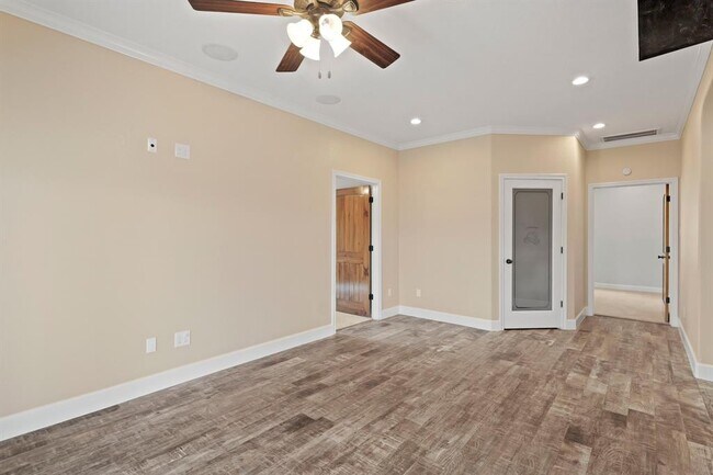 Building Photo - 35408 FM 1488