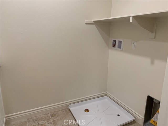 Building Photo - 117 Wanderer