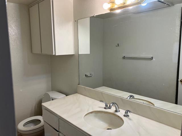 Building Photo - 12888 Montfort Dr