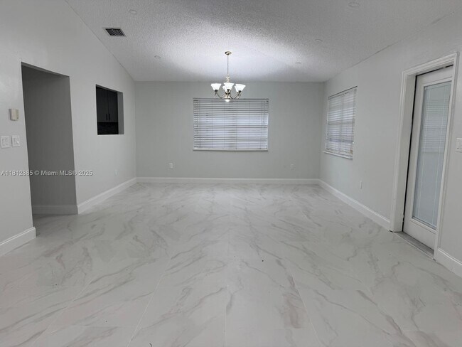 Building Photo - 1651 Van Buren St