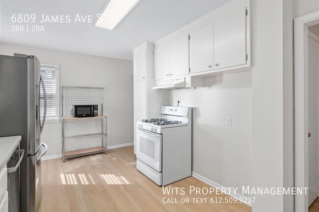 Building Photo - 6809 James Ave S