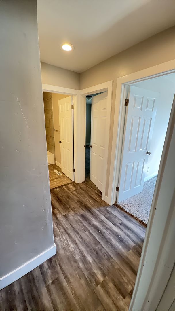 Building Photo - 4 Bed / 2.5 Bath Home in Kearns