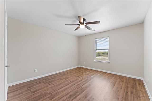 Building Photo - 504 Riverbed Dr