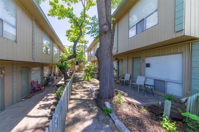 Building Photo - 9008 San Benito Way