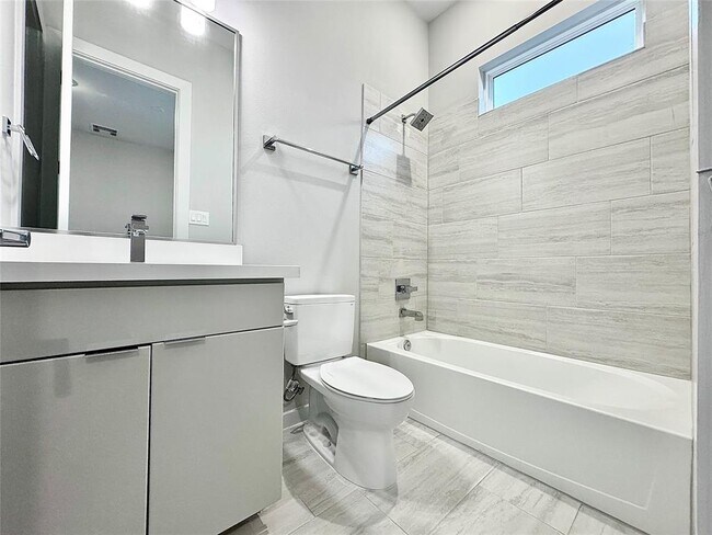 Building Photo - 5823 Fairdale Ln