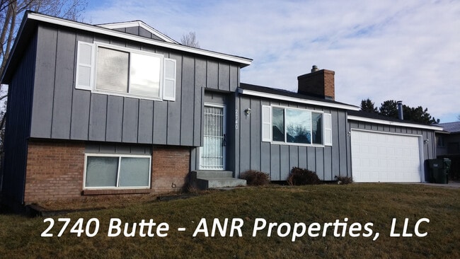Primary Photo - Single Family Home with Garage, pets welco...