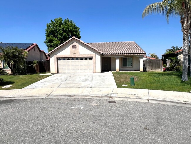 Primary Photo - 308 Lake Valley Dr
