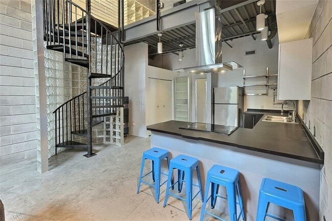 Building Photo - 217 N 12th St