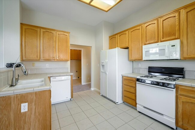 Building Photo - 5849 Webb St