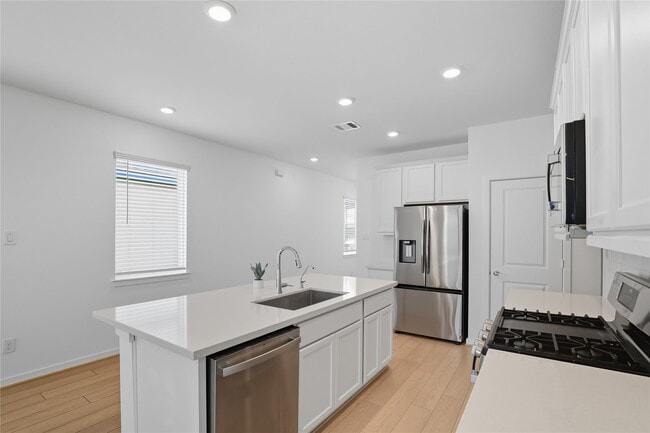Building Photo - 21811 White Bellflower Ln