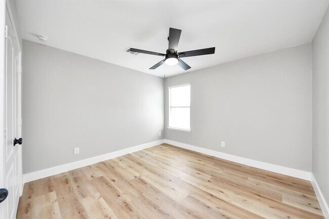 Building Photo - 354 Remington Harbor Ct